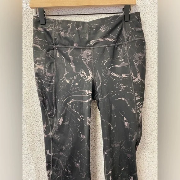 Athleta 444653 Velocity Stash Pocket Marble Tight Pant | size: Small - Picture 2 of 6